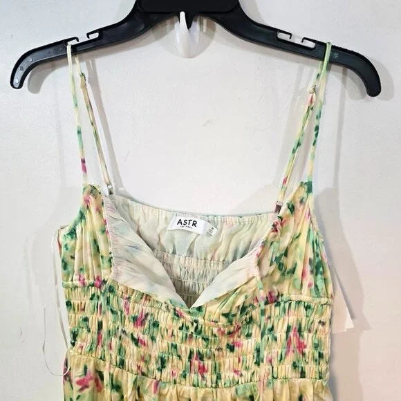 ASTR The Label Floral Satin Dress | NWT | Size M | Brand New - Picture 2 of 8